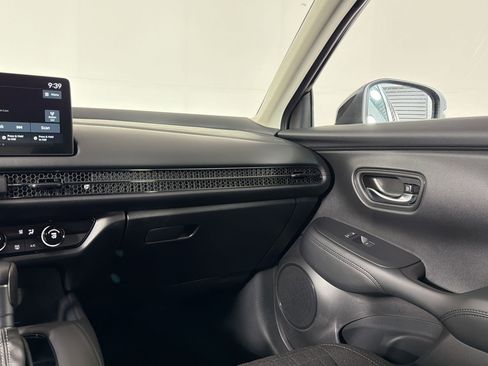 New 2026 Honda HR-V LX image 26