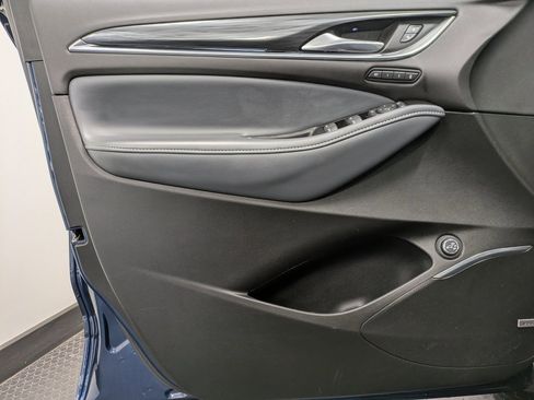 Used 2023 Buick Enclave Premium w/ Experience Buick Package image 8