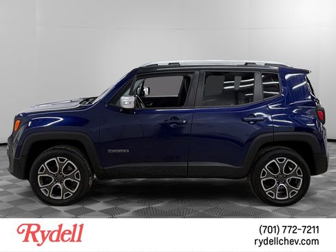 Used 2016 Jeep Renegade Limited image 2