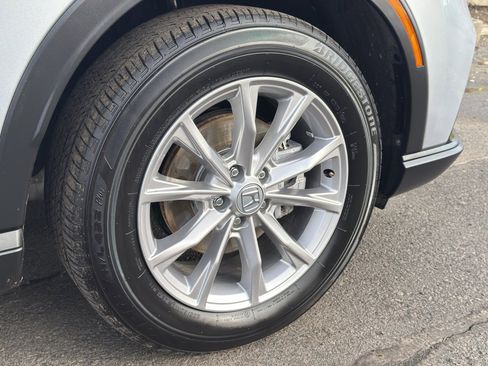 Used 2025 Honda CR-V EX image 10