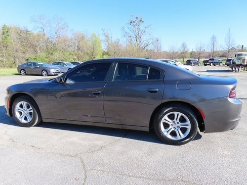 Used 2021 Dodge Charger SXT w/ Leather Interior Group image 13