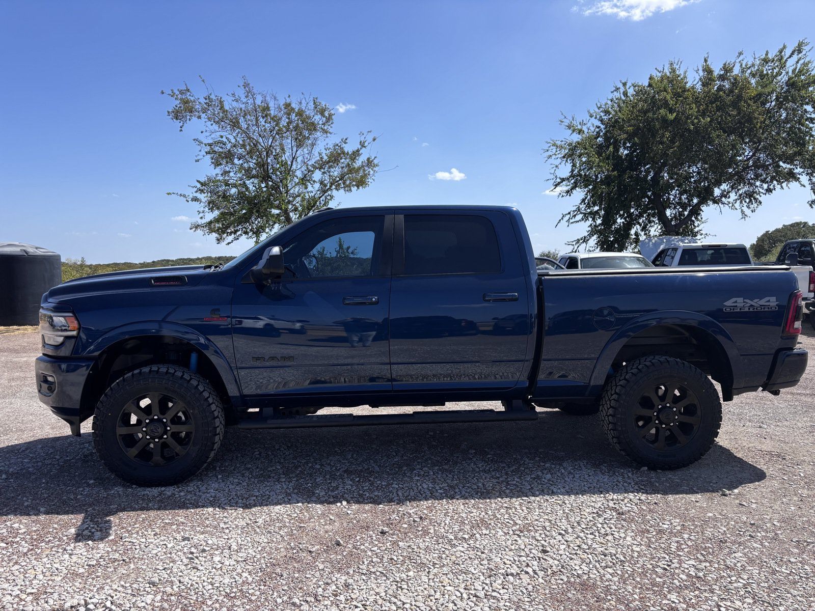 Used 2022 RAM 2500 Laramie w/ Night Edition AWD/4WD image 2