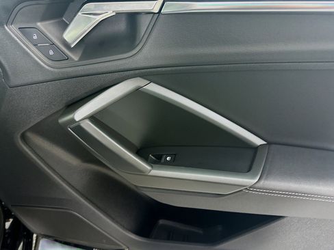 Used 2024 Audi Q3 2.0T Premium Plus image 21