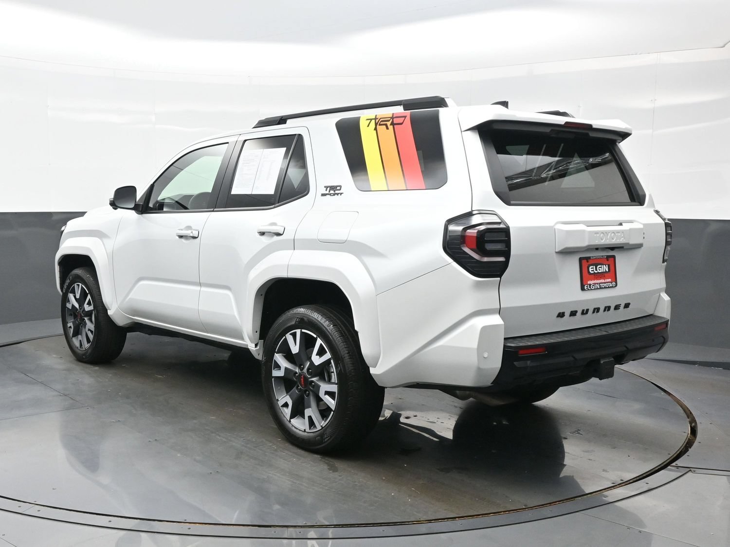 Used 2025 Toyota 4Runner TRD Sport Premium AWD/4WD image 4