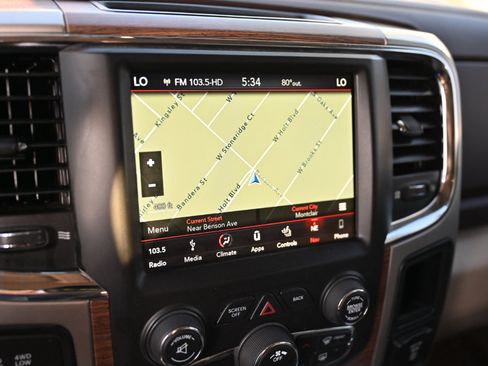 Used 2018 RAM 2500 Laramie w/ Convenience Group image 22