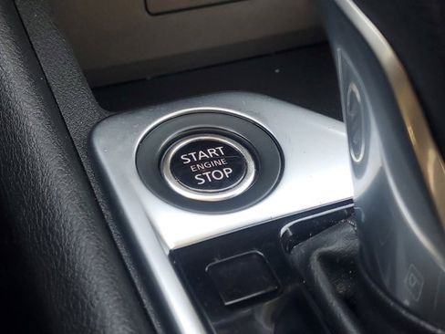 Used 2021 Nissan Sentra SV image 32