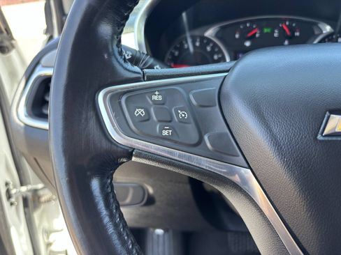 Used 2019 Chevrolet Equinox LT FWD image 27