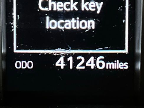 Used 2022 Toyota 4Runner Limited AWD/4WD image 11