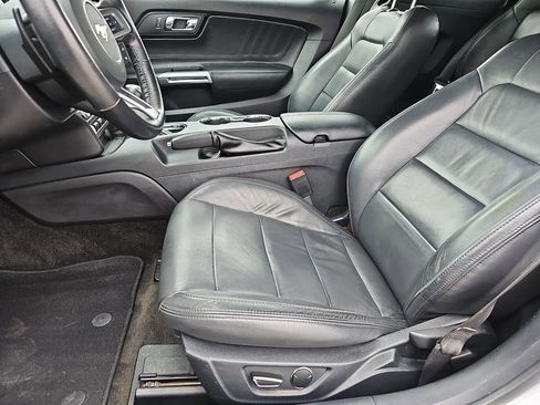 Used 2015 Ford Mustang Convertible w/ Equipment Group 051A image 16