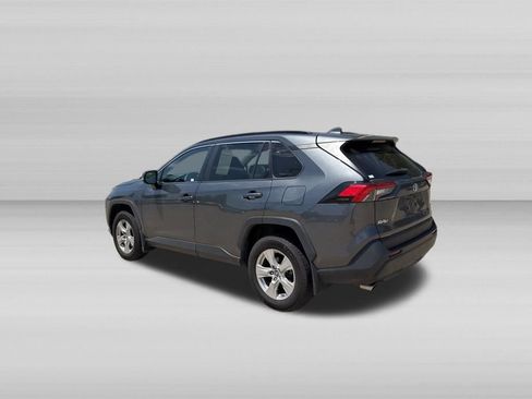 Used 2020 Toyota RAV4 XLE w/ Convenience Package AWD/4WD image 9