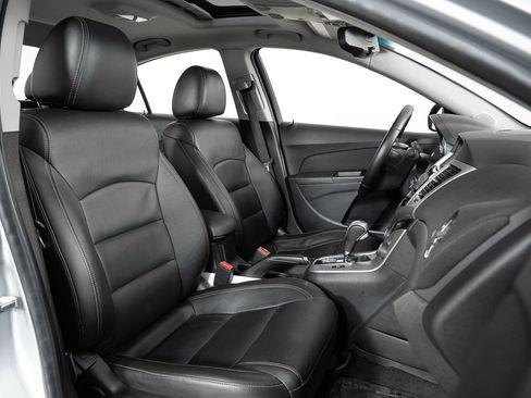 Used 2012 Chevrolet Cruze LT w/ RS Package image 27