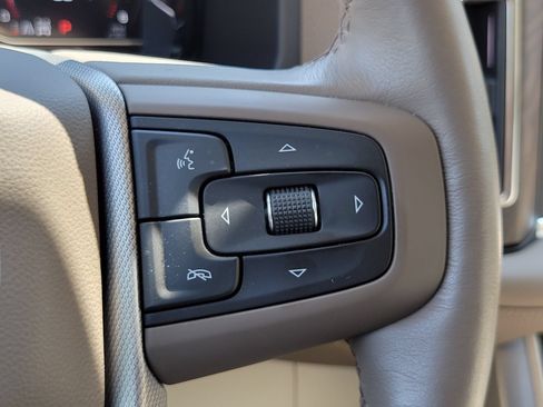 Used 2024 GMC Yukon XL Denali w/ Denali Reserve Package AWD/4WD image 19