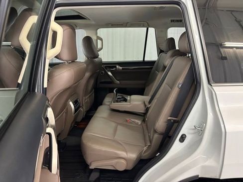 Used 2021 Lexus GX 460 Luxury image 12