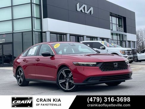 Used 2024 Honda Accord Sport image 1