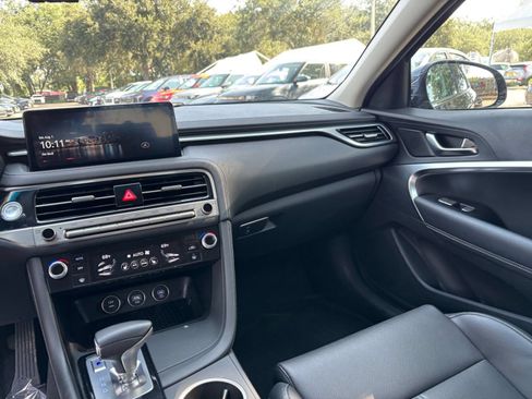Used 2026 Genesis G70 2.5T RWD image 37