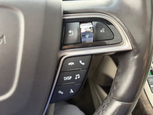 Used 2019 Lincoln Nautilus Reserve AWD/4WD image 18