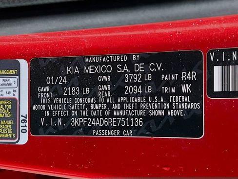 Used 2024 Kia Forte LXS FWD image 11