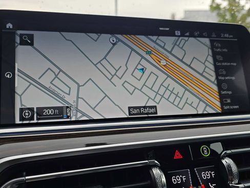 Used 2023 BMW X5 xDrive45e w/ Climate Comfort Package image 32