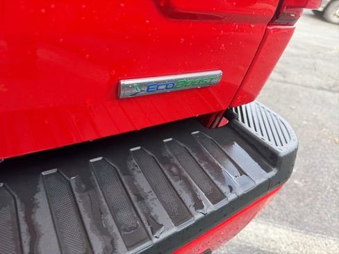 Used 2019 Ford F150 Lariat w/ Equipment Group 502A Luxury image 9