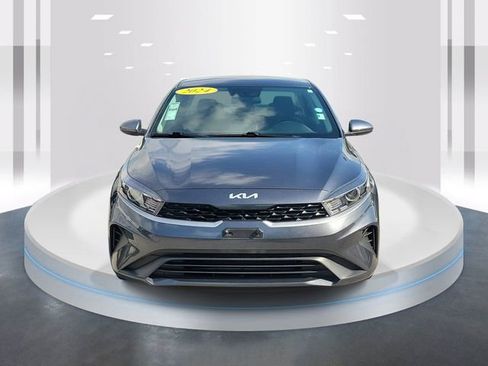 Used 2024 Kia Forte LXS image 2