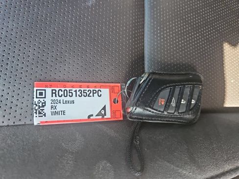 Used 2024 Lexus RX 350 w/ Convenience Package AWD/4WD image 20