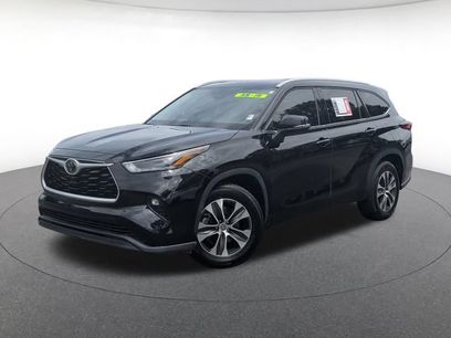 Used 2022 Toyota Highlander XLE