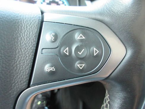 Certified 2017 Chevrolet Suburban Premier AWD/4WD image 30