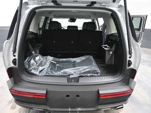 New 2026 Hyundai Santa Fe SEL image 13