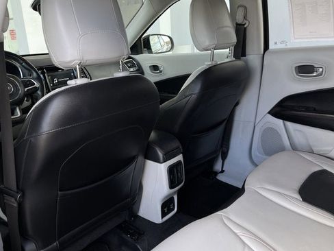 Used 2018 Jeep Compass Limited w/ Navigation Group image 24