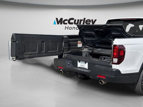 Certified 2023 Honda Ridgeline RTL image 7