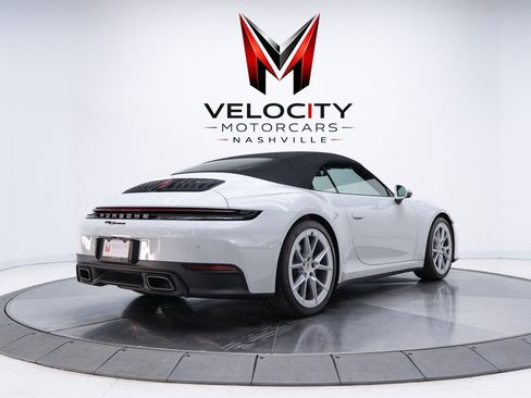 Used 2025 Porsche 911 Carrera w/ Premium Package image 6