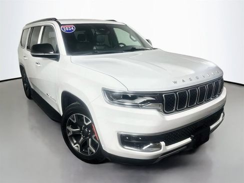 Used 2024 Jeep Wagoneer Series III AWD/4WD image 2