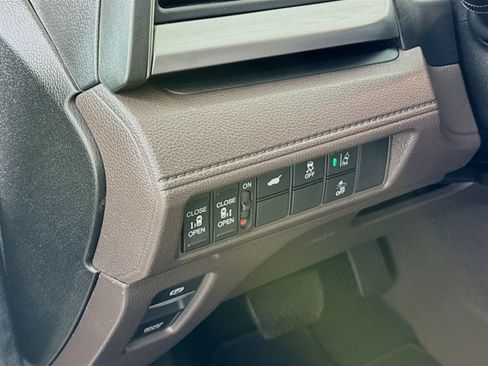 Used 2020 Honda Odyssey EX-L image 11