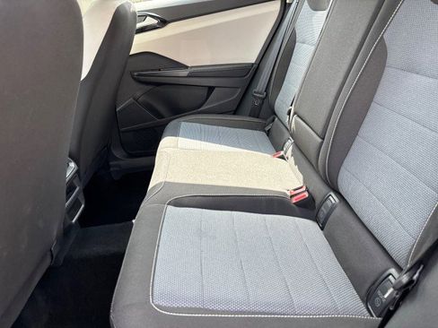 Used 2025 Volkswagen Taos S image 11