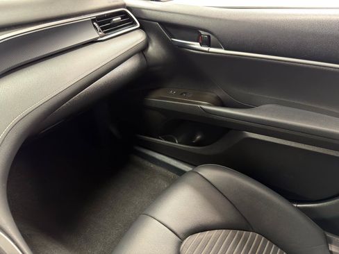 Used 2023 Toyota Camry SE w/ Convenience Package AWD/4WD image 25
