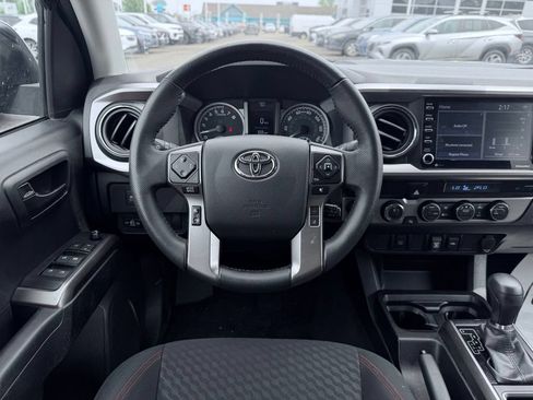 Used 2023 Toyota Tacoma TRD Sport AWD/4WD image 23