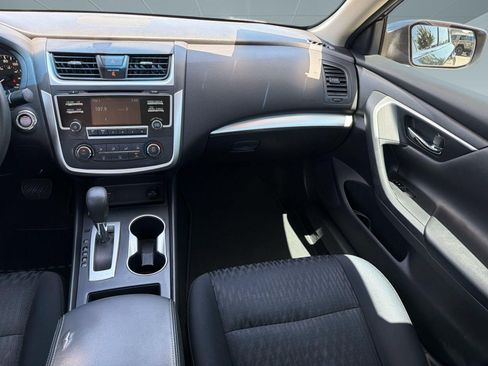 Used 2017 Nissan Altima 2.5 S w/ Power Driver Seat Package FWD image 28