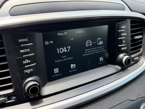 Used 2019 Kia Sorento AWD V6 image 20