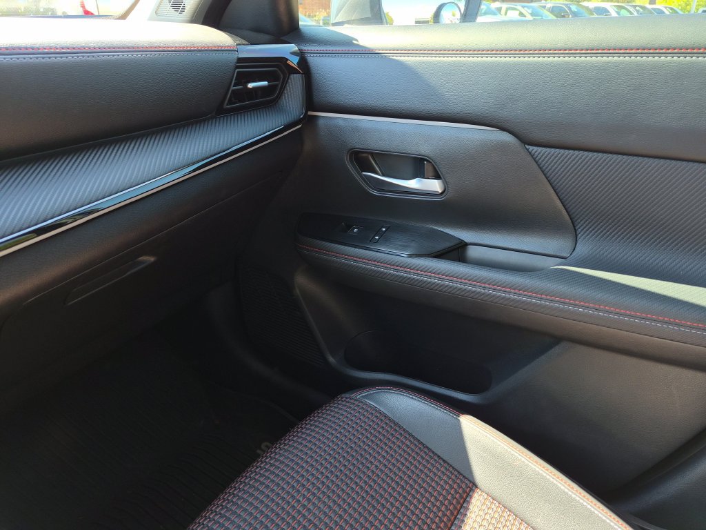 Certified 2025 Nissan Kicks SR w/ SR Premium Package FWD image 22