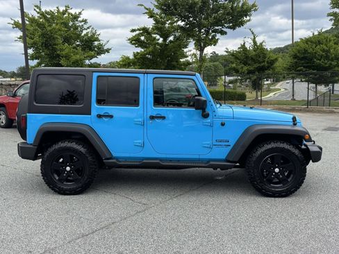 Used 2018 Jeep Wrangler Unlimited Sport S AWD/4WD image 8