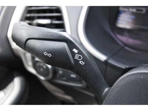 Used 2018 Ford Edge SEL w/ Equipment Group 201A FWD image 20