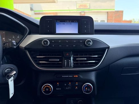 Used 2021 Ford Escape S AWD/4WD image 14