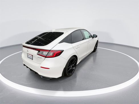 Used 2023 Honda Civic Sport image 12