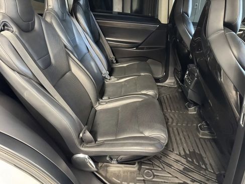 Used 2016 Tesla Model X 90D image 8