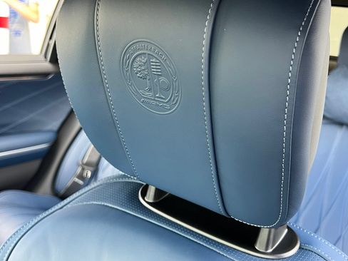 Used 2025 Mercedes-Benz S 63 AMG S image 41
