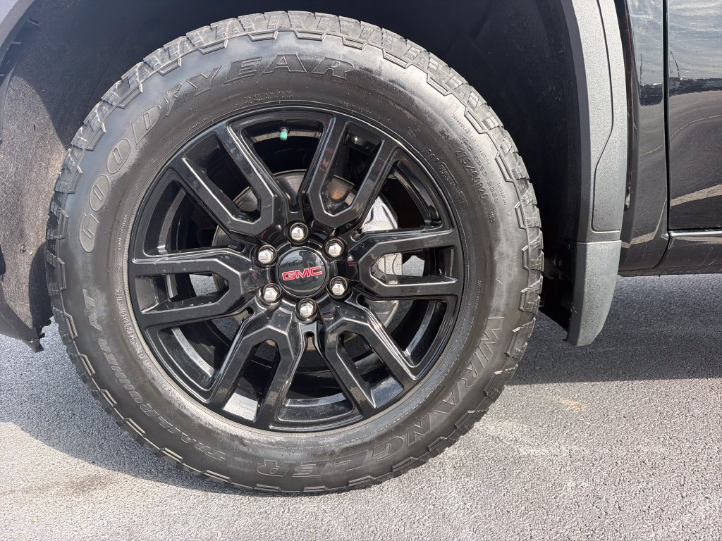 Used 2023 GMC Sierra 1500 Elevation AWD/4WD image 11