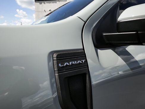 Used 2023 Ford Maverick Lariat w/ Lariat Luxury Package AWD/4WD image 53