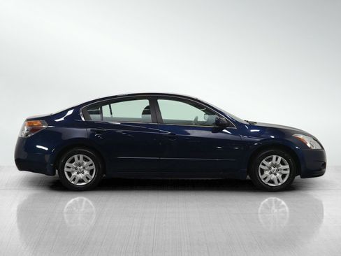 Used 2010 Nissan Altima 2.5 S image 7