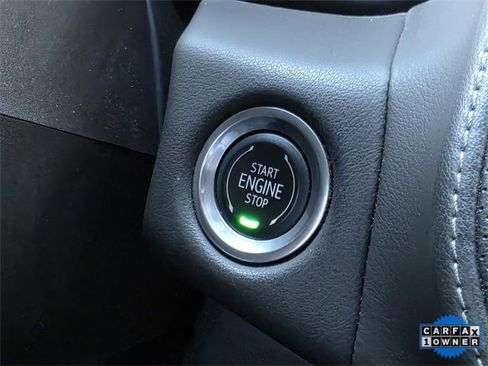 Used 2021 GMC Yukon XL SLT w/ SLT Luxury Plus Package image 37