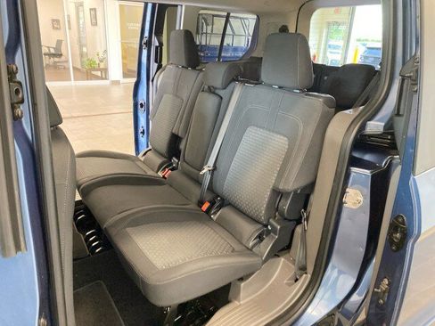 Used 2022 Ford Transit Connect XLT FWD image 10